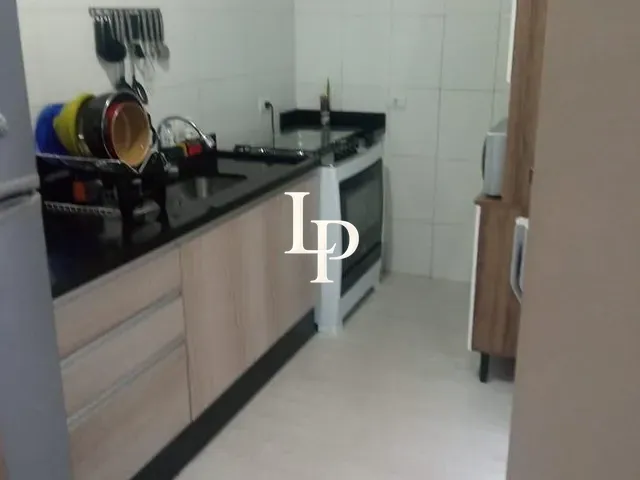 Apartamento 2 quartos e 2 banheiros, à venda, no bairro Vila Lucinda em Santo André