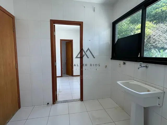 Apartamento 3 quartos e 2 banheiros, à venda ou para alugar, no bairro Malhado em Ilhéus
