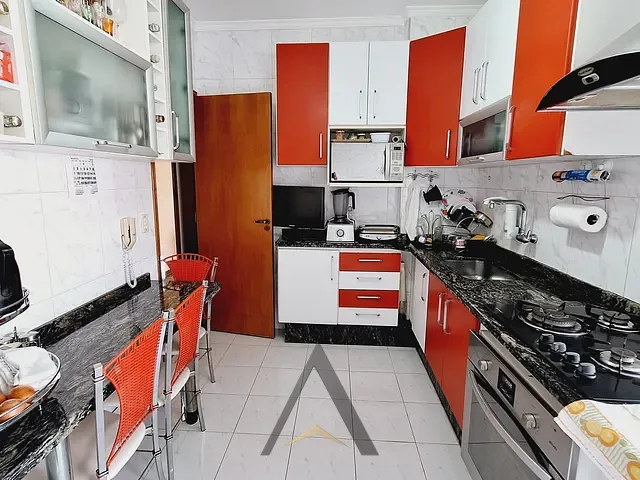 Apartamento 2 quartos e 2 banheiros, à venda, no bairro Vila Gumercindo em São Paulo