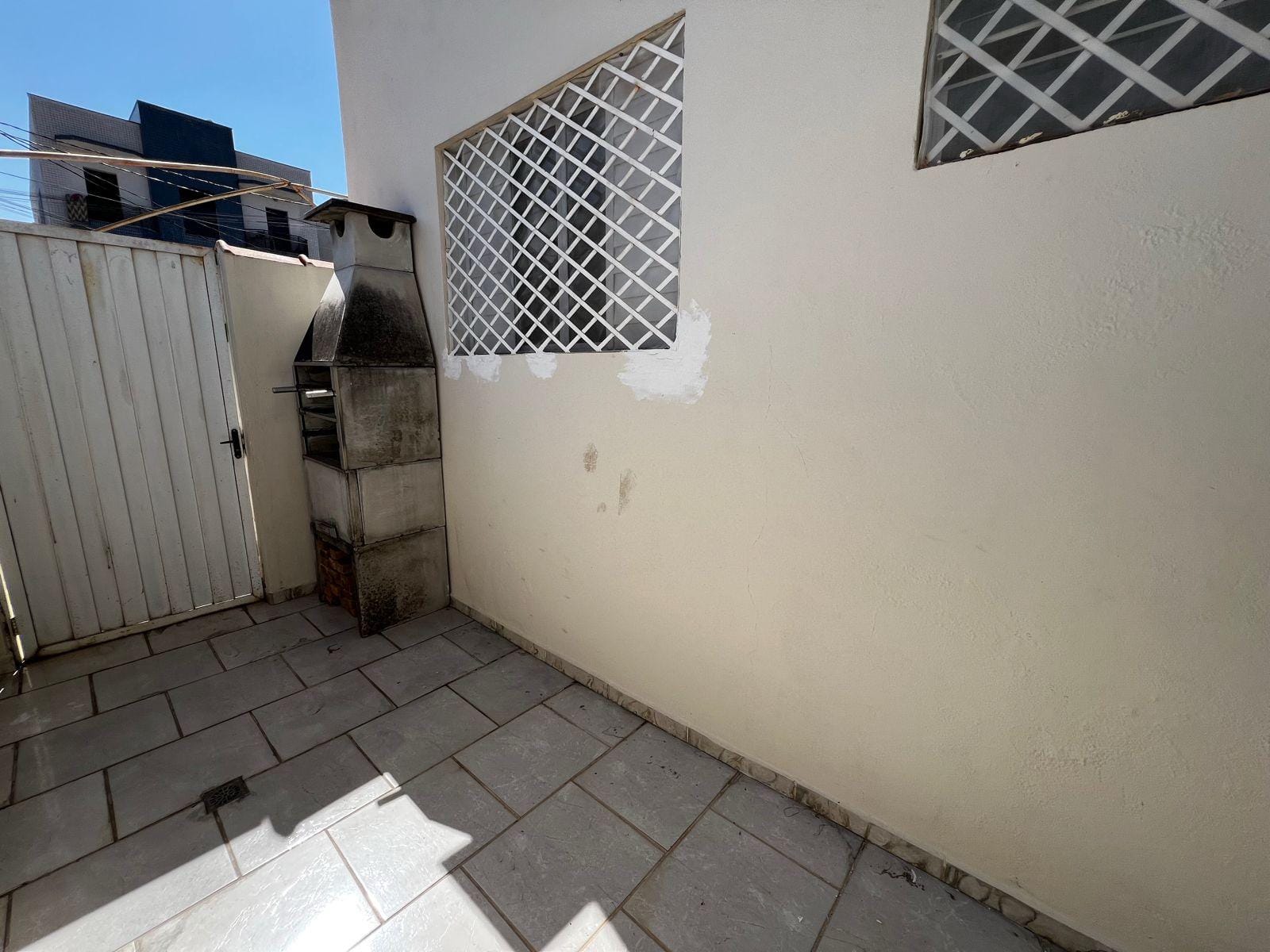 Apartamento para alugar com 2 quartos, 64m² - Foto 7