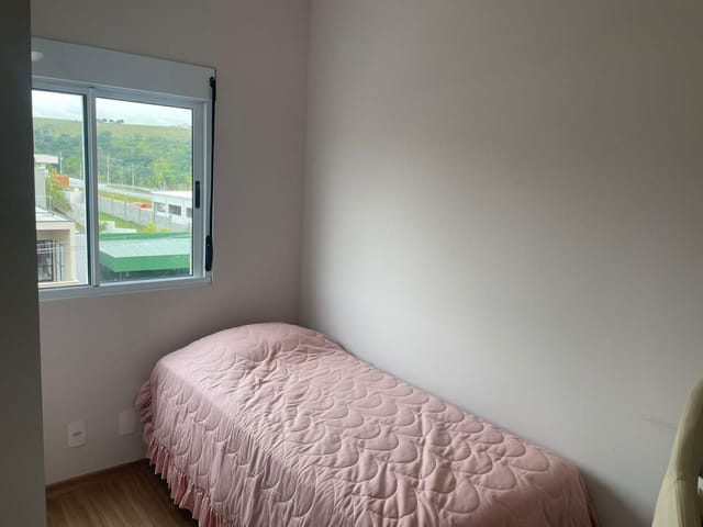 Apartamento 2 quartos e 1 banheiro, à venda ou para alugar, no bairro Colinas do Paratehy em São José dos Campos