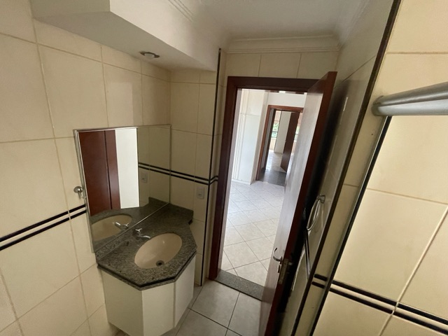 Foto do Apartamento - Apartamento para locação, Goiabeiras, Cuiabá-MT, Ed. Ipiranga Plaza, 4 DORM, sendo 2 SUÍTES, 2 VAGAS, 160 m2 úteis, arm. planejados. | Lyah Jaudy Imóveis