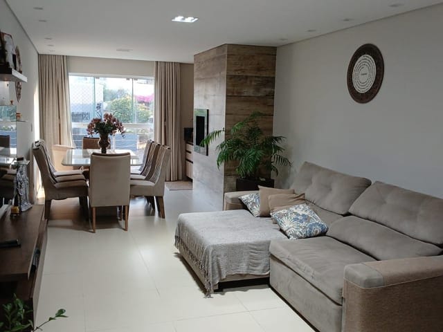 Apartamento 3 quartos e 2 banheiros, para alugar, no bairro Centro em Cambé