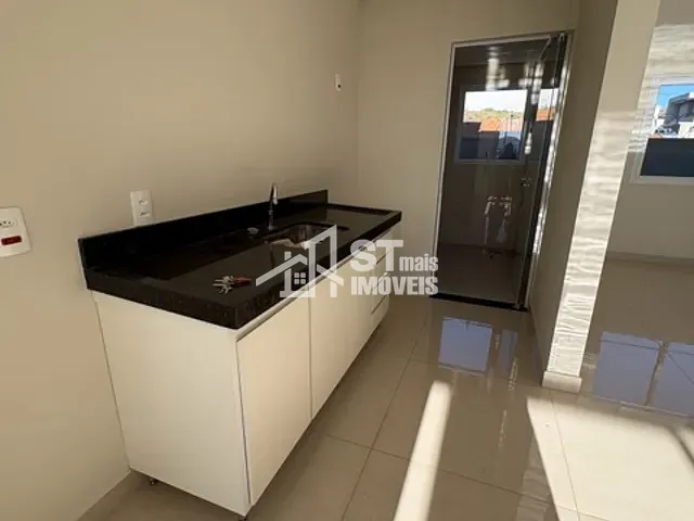 Apartamento 3 quartos e 1 banheiro, para alugar, no bairro Jardim Mantiqueira II em Andradas