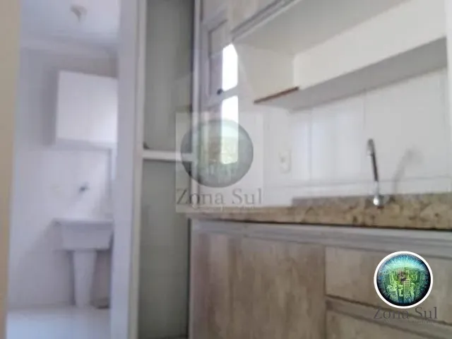 Apartamento com 54m² 3 quartos e 1 banheiro, à venda, no bairro Parque Vitoria Regia em Sorocaba