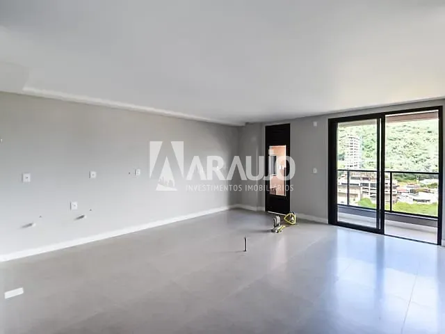 Apartamento 3 quartos e 2 banheiros, à venda, no bairro Fazenda em Itajaí