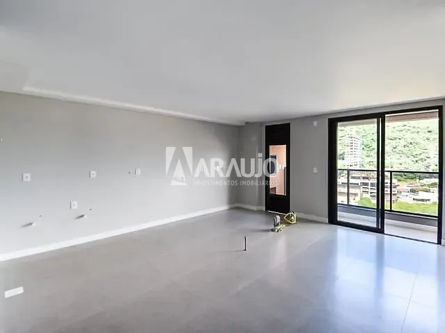 Apartamento 3 quartos e 1 banheiro, à venda, no bairro Fazenda em Itajaí