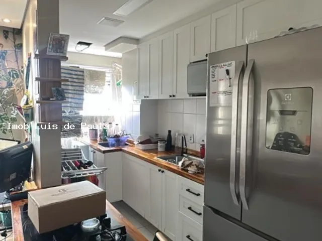 Apartamento 2 quartos e 1 banheiro, para alugar, no bairro Parque Imperial em Ferraz de Vasconcelos