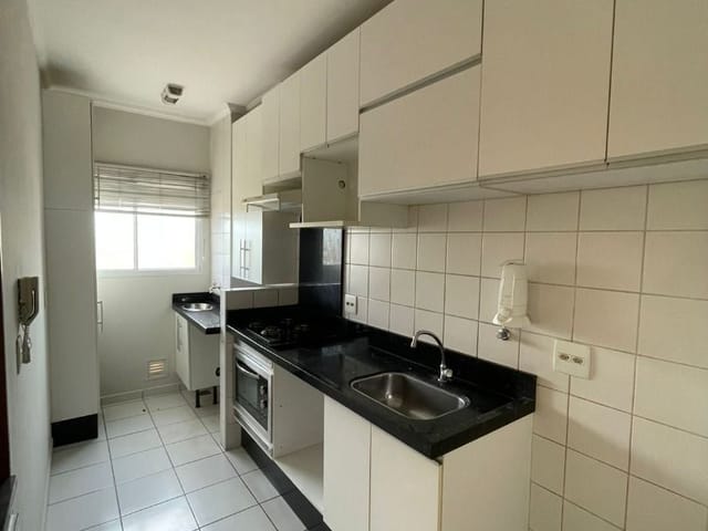 Apartamento com 69m² 3 quartos e 1 banheiro, para alugar, no bairro Vila Belvedere em Americana