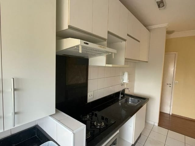 Apartamento com 69m² 3 quartos e 1 banheiro, para alugar, no bairro Vila Belvedere em Americana