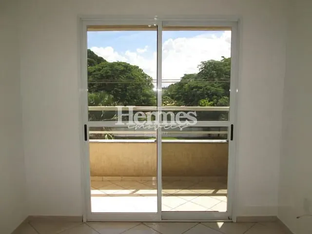 Apartamento com 74m² 2 quartos e 1 banheiro, à venda, no bairro Santa Terezinha em Paulínia