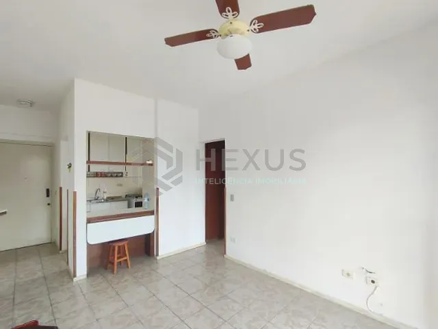 Apartamento 1 quarto e 1 banheiro, à venda, no bairro Jardim Astúrias em Guarujá