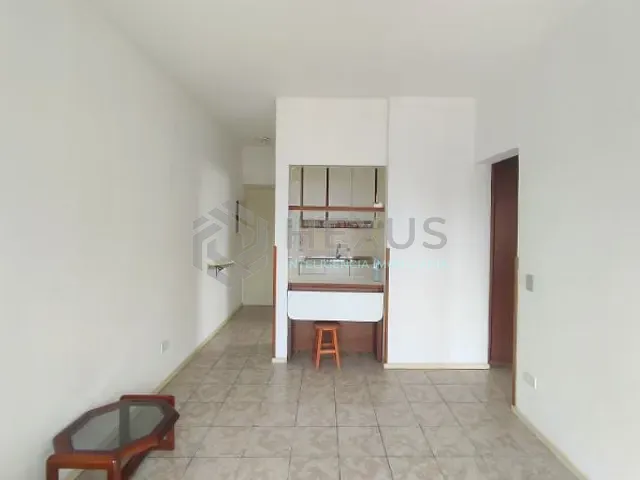 Apartamento 1 quarto e 1 banheiro, à venda, no bairro Jardim Astúrias em Guarujá
