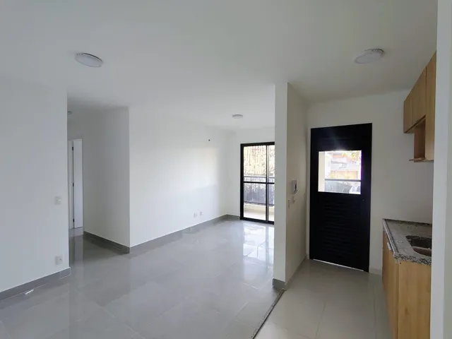 Apartamento 2 quartos e 2 banheiros, para alugar, no bairro Jardim em Santo André