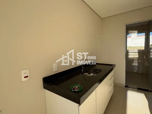 Apartamento 3 quartos e 1 banheiro, para alugar, no bairro Jardim Mantiqueira II em Andradas