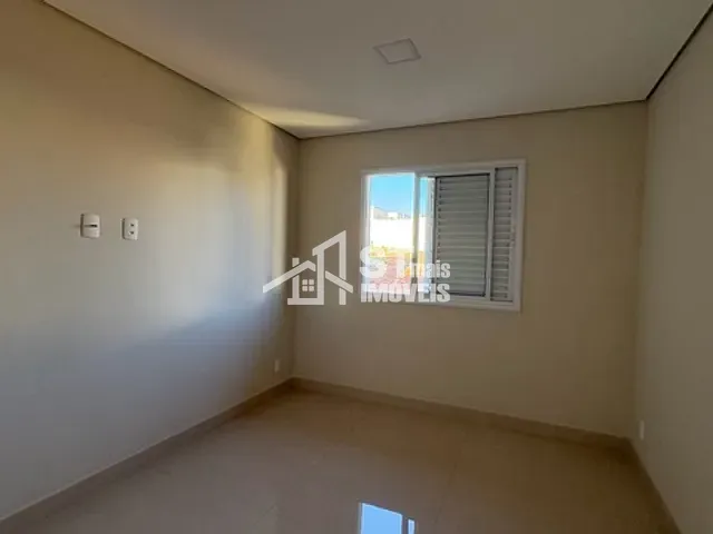 Apartamento 3 quartos e 1 banheiro, para alugar, no bairro Jardim Mantiqueira II em Andradas