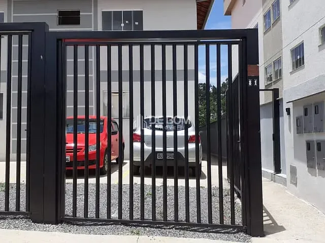 Apartamento 2 quartos e 1 banheiro, à venda, no bairro Loteamento Caldense em Poços de Caldas