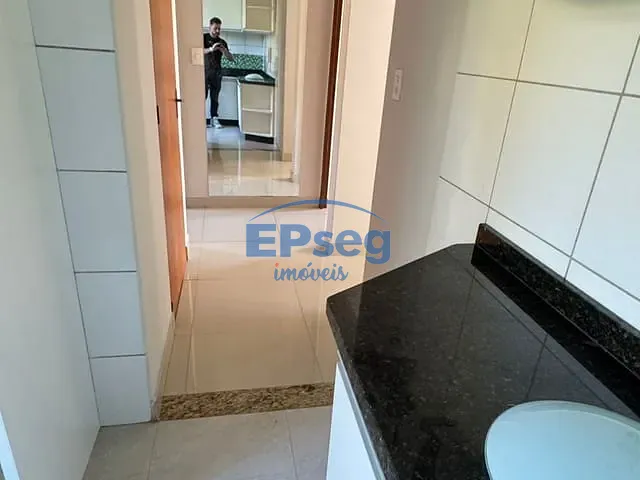 Apartamento 2 quartos e 1 banheiro, à venda, no bairro Residencial Professora Madalena Cardoso em Londrina