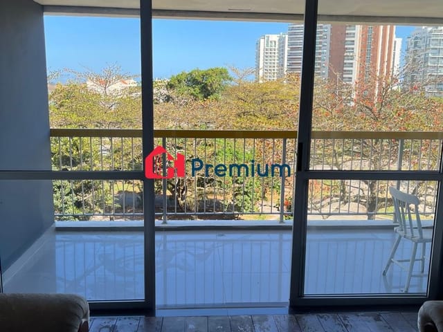 Apartamento 4 quartos e 2 banheiros, à venda, no bairro Barra da Tijuca em Rio de Janeiro