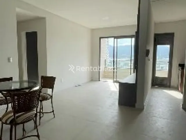 Apartamento 2 quartos e 2 banheiros, à venda, no bairro Meia Praia em Itapema