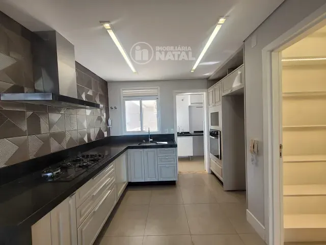 Apartamento com 211m² 3 quartos e 3 banheiros, para alugar, no bairro Santa Rosa em Londrina