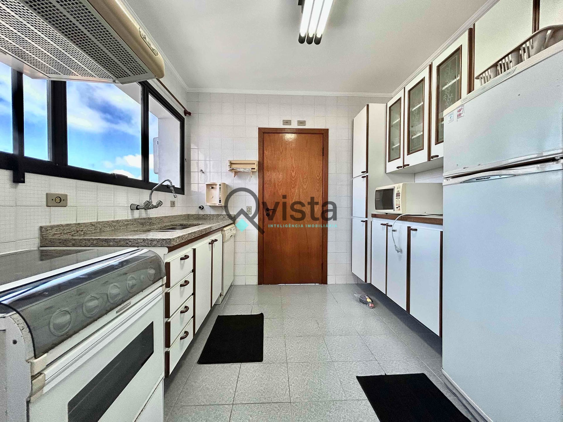 Apartamento à venda com 3 quartos, 140m² - Foto 32