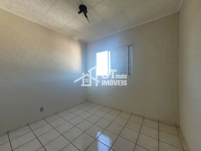 Apartamento com 69m² 3 quartos e 1 banheiro, à venda, no bairro Vila São João em Andradas