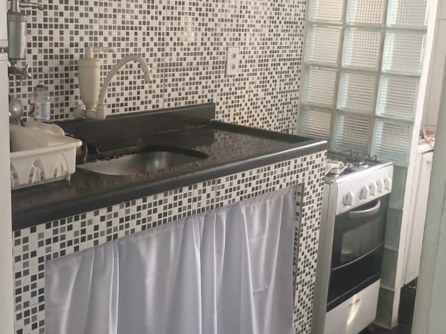 Apartamento 2 quartos e 1 banheiro, à venda, no bairro Cosmos em Rio de Janeiro