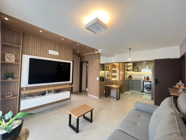 Apartamento 2 quartos e 2 banheiros, à venda, no bairro Setor Bueno em Goiânia