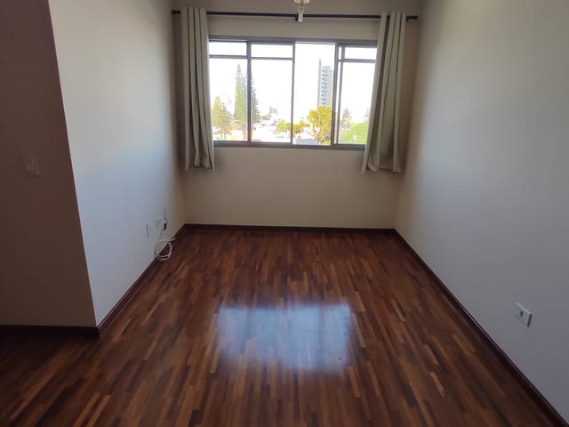 Foto do Apartamento - Apartamento à venda, no Edifício LANCASTER, próximo ao  Colégio Positivo da AV. Maringá, Londrina, PR | Grupo Mitral Imóveis