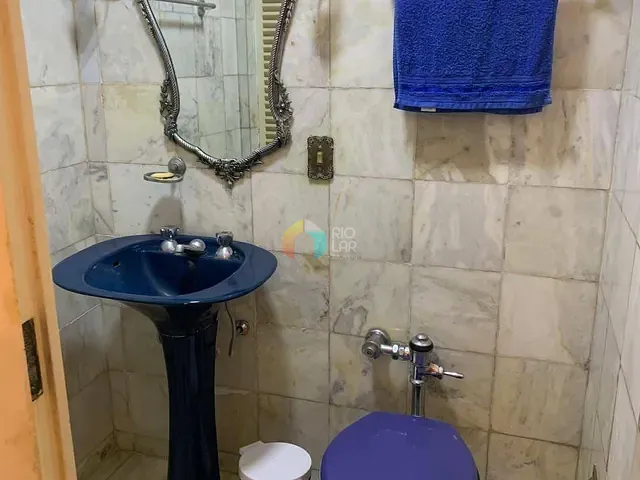 Apartamento com 330m² 4 quartos e 1 banheiro, à venda, no bairro Copacabana em Rio de Janeiro