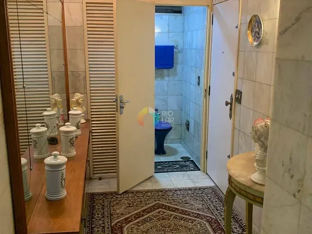 Apartamento com 330m² 4 quartos e 1 banheiro, à venda, no bairro Copacabana em Rio de Janeiro