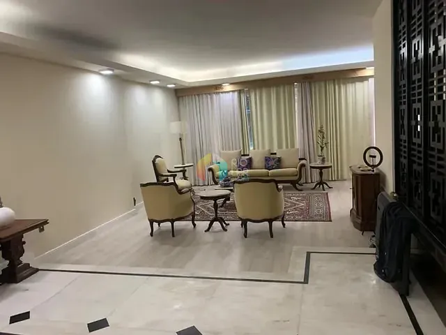 Apartamento com 330m² 4 quartos e 1 banheiro, à venda, no bairro Copacabana em Rio de Janeiro