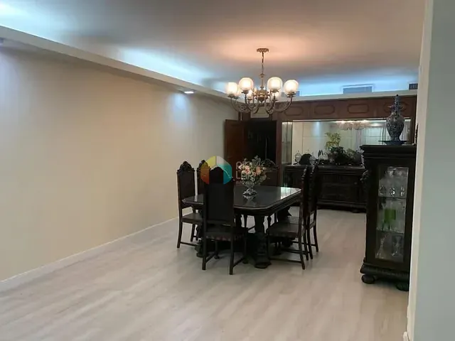Apartamento com 330m² 4 quartos e 1 banheiro, à venda, no bairro Copacabana em Rio de Janeiro