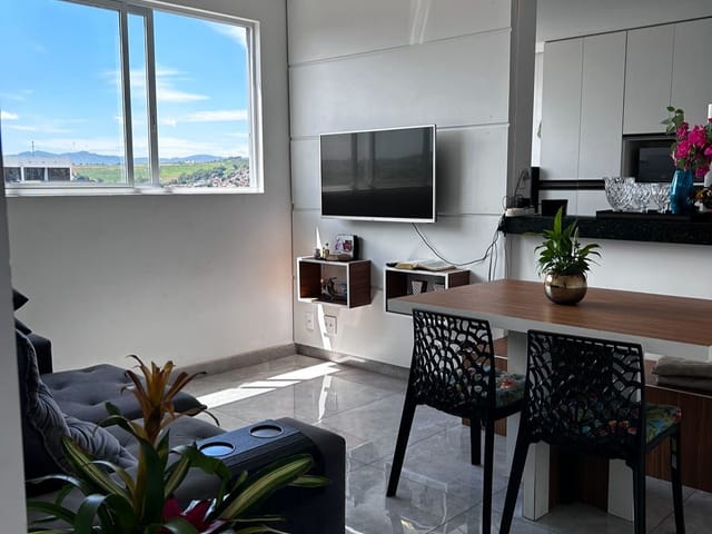Apartamento 2 quartos e 2 banheiros, à venda, no bairro Coqueiros em Belo Horizonte