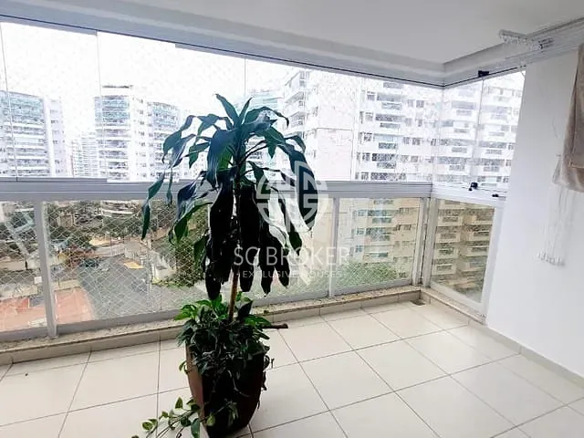 Apartamento 3 quartos e 1 banheiro, à venda ou para alugar, no bairro Jacarepaguá em Rio de Janeiro