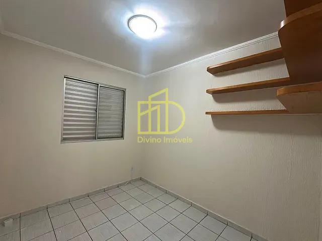 Apartamento 2 quartos e 1 banheiro, para alugar, no bairro Jardim Guadalajara em Sorocaba