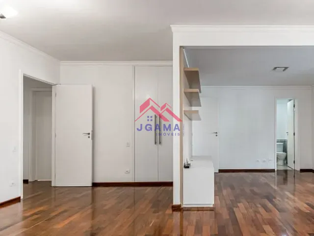 Apartamento 3 quartos e 4 banheiros, à venda, no bairro Moema em São Paulo