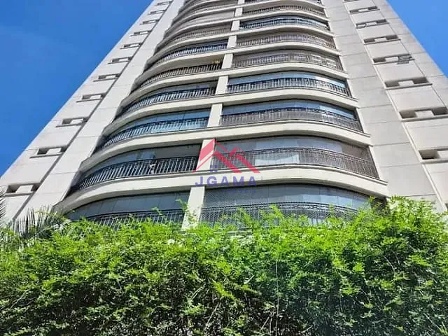 Apartamento 3 quartos e 4 banheiros, à venda, no bairro Moema em São Paulo