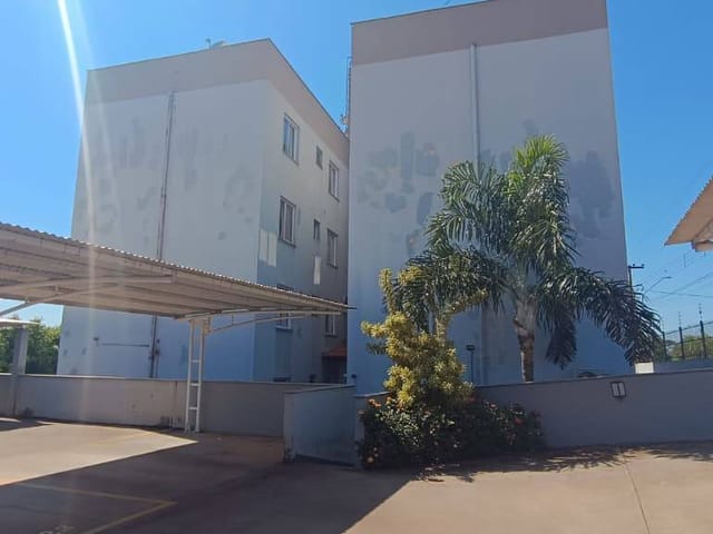 Apartamento com 61m² 3 quartos e 1 banheiro, à venda, no bairro Jardim Morada do Sol em Cambé