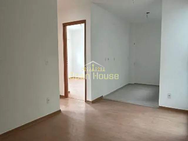 Apartamento 2 quartos e 1 banheiro, à venda, no bairro São Luiz em Volta Redonda