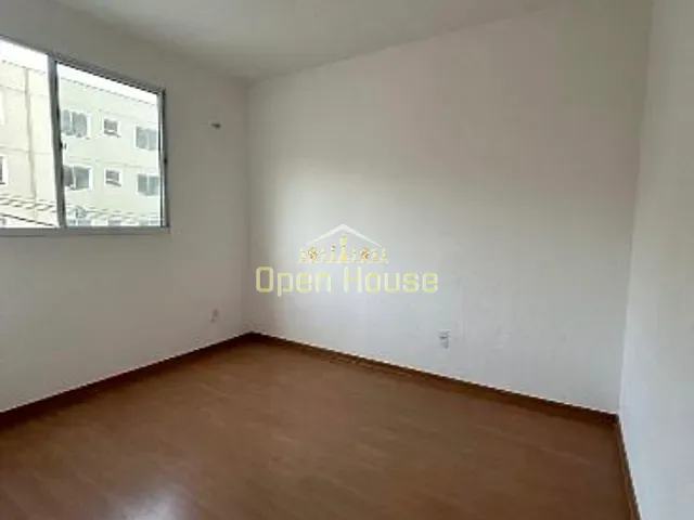 Apartamento 2 quartos e 1 banheiro, à venda, no bairro São Luiz em Volta Redonda