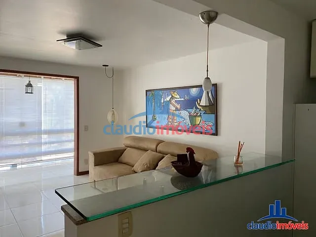 Apartamento 1 quarto e 1 banheiro, à venda ou para alugar, no bairro Ponta Leste em Angra dos Reis