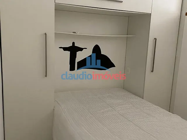 Apartamento 1 quarto e 1 banheiro, à venda ou para alugar, no bairro Ponta Leste em Angra dos Reis