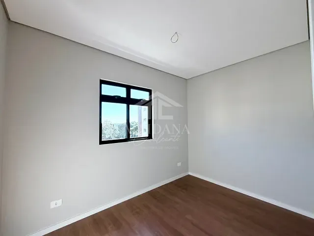 Apartamento com 110m² 3 quartos e 2 banheiros, à venda, no bairro Silveira da Motta em São José dos Pinhais