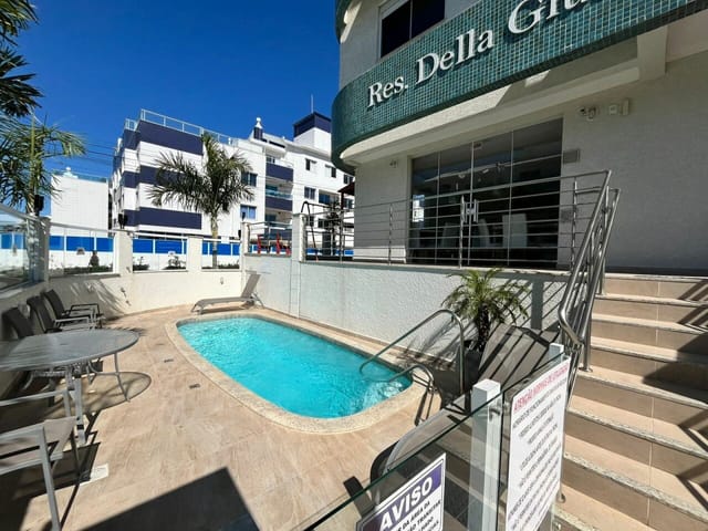 Apartamento com 60m² 1 quarto e 1 banheiro, para alugar, no bairro Ingleses do Rio Vermelho em Florianópolis
