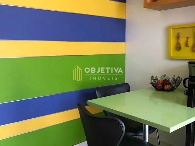Apartamento 3 quartos e 2 banheiros, à venda, no bairro Rio Branco em Porto Alegre
