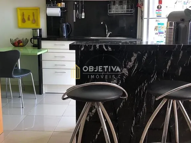 Apartamento 3 quartos e 2 banheiros, à venda, no bairro Rio Branco em Porto Alegre