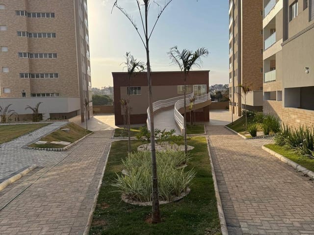 Apartamento 3 quartos e 3 banheiros, para alugar, no bairro Recanto do Lago em São João da Boa Vista