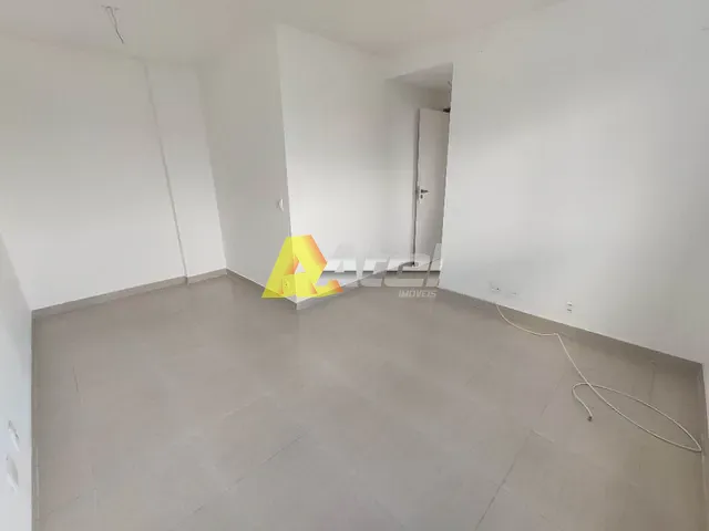 Apartamento com 73m² 2 quartos e 3 banheiros, à venda ou para alugar, no bairro Bento Ribeiro em Rio de Janeiro